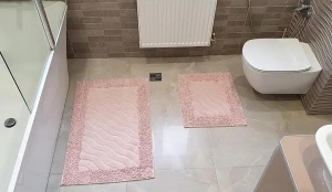 Килимки в ванну кімнату